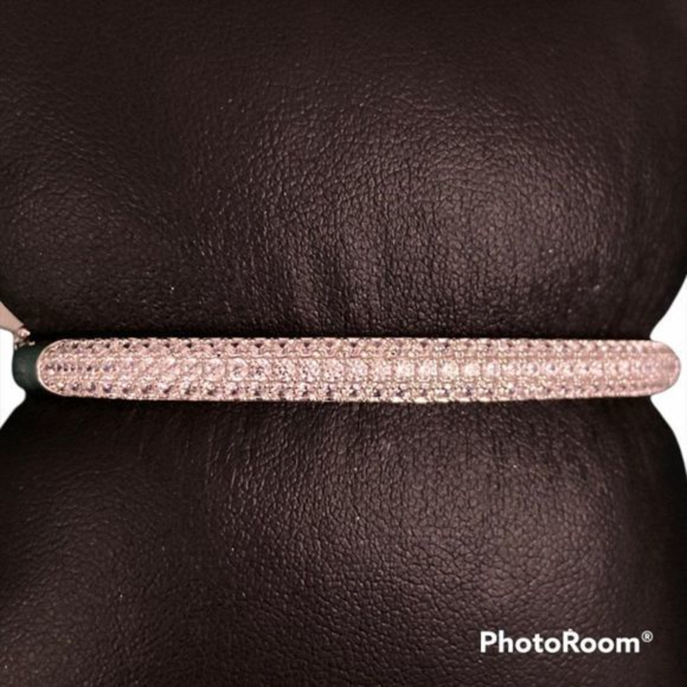 NWT NORDSTROM‎ Large Silver Diamond Bangle Bracelet